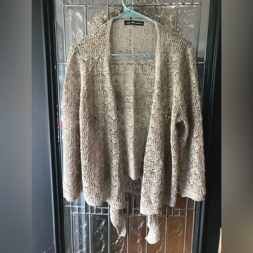 United States Sweaters Beige Large Lightweight Knit Cardigan